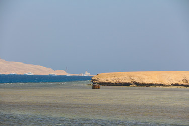 Similar image 22600158