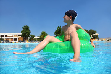 Similar image 22600772