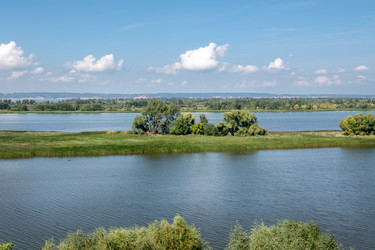 Similar image 22608400