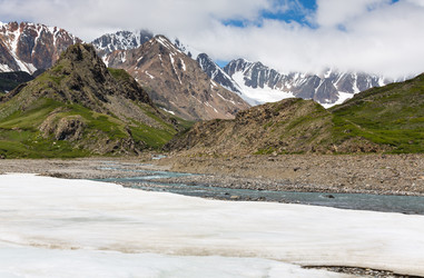 Similar image 22623318