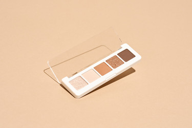 Similar image 22629600