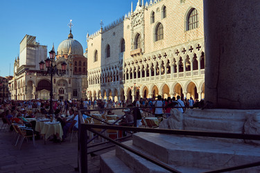 Similar image 22633151