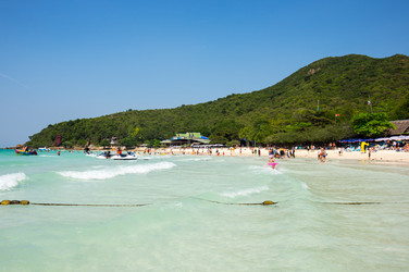 Similar image 22634380