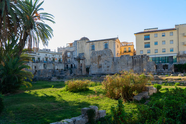 Similar image 22710370
