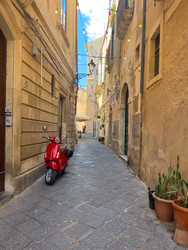 Similar image 22710432
