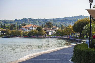 Similar image 22763422