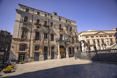 Similar image 22750103