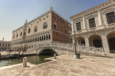 Similar image 22748623