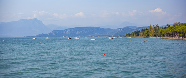 Similar image 22763457