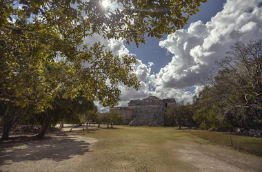Similar image 22763499
