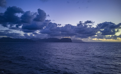 Similar image 22748204