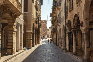 Similar image 22748318