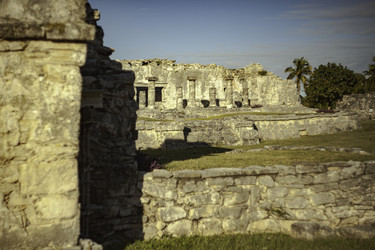Similar image 22748240