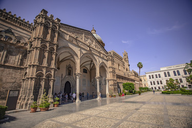Similar image 22749267