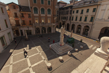 Similar image 22766979