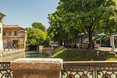 Similar image 22749041