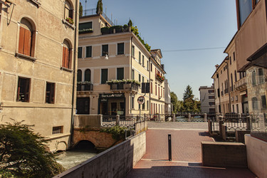 Similar image 22748257