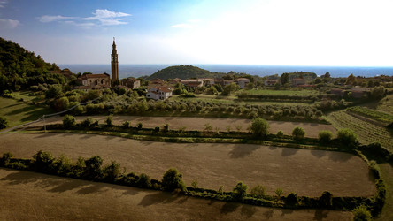 Similar image 22748573