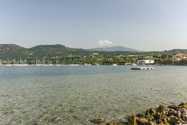 Similar image 22748141