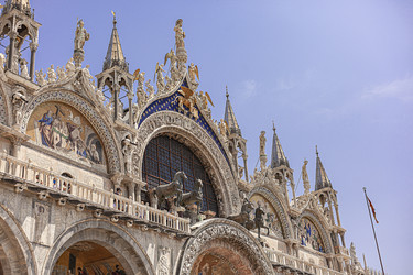 Similar image 22750435