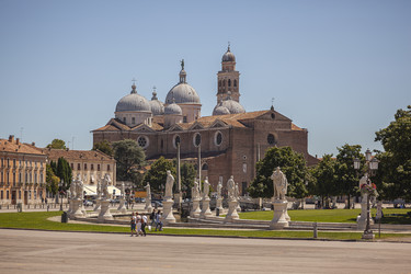 Similar image 22764128