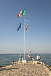 Similar image 22766895