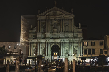 Similar image 22764190
