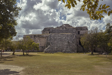 Similar image 22745759