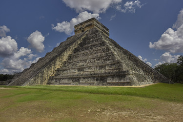 Similar image 22745750