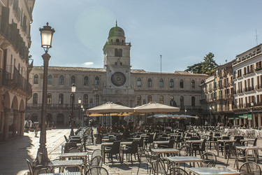 Similar image 22745855