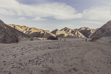 Similar image 22745376