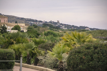 Similar image 22733832
