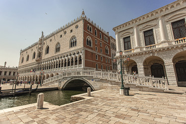 Similar image 22733819