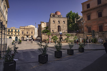 Similar image 22733955