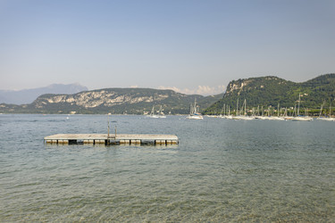 Similar image 22729133