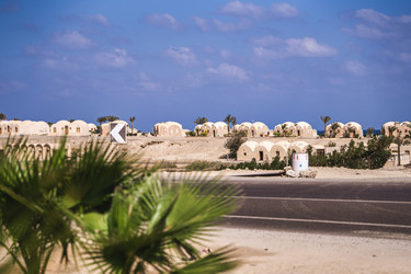 Similar image 22663380
