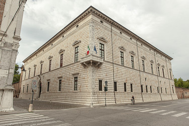 Similar image 22725951