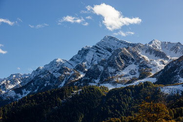Similar image 22664038