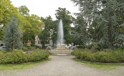 Similar image 22734257
