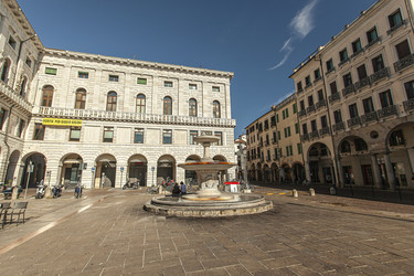 Similar image 22725758