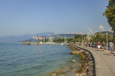 Similar image 22729172