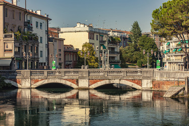 Similar image 22719177