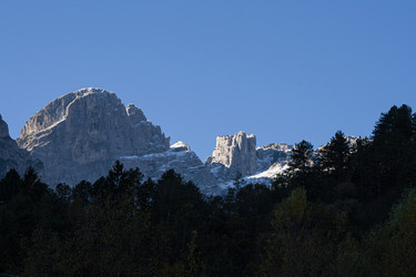 Similar image 22738964