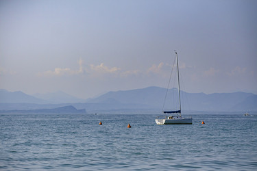Similar image 22734185