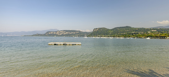 Similar image 22736487
