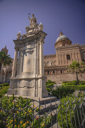 Similar image 22736762