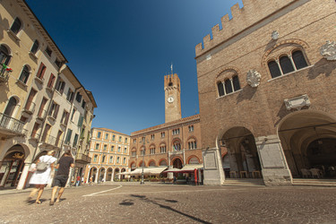 Similar image 22693459
