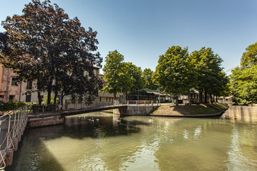 Similar image 22693329