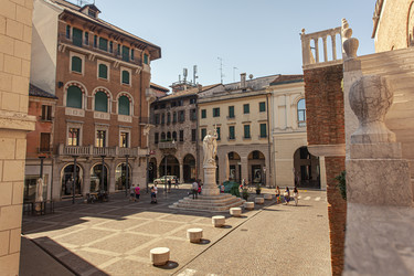 Similar image 22693601