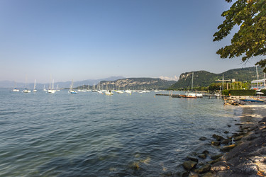 Similar image 22693290